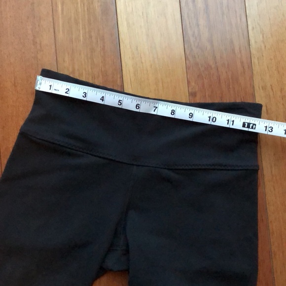 Lululemon cropped leggings - Picture 6 of 7